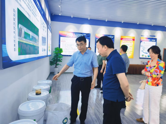 玉州区委副书记、区长莫景彪率队来访韩博科技集团